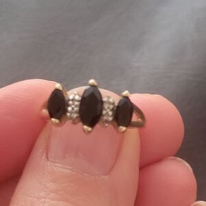 14k gold ladies ring with Onyx